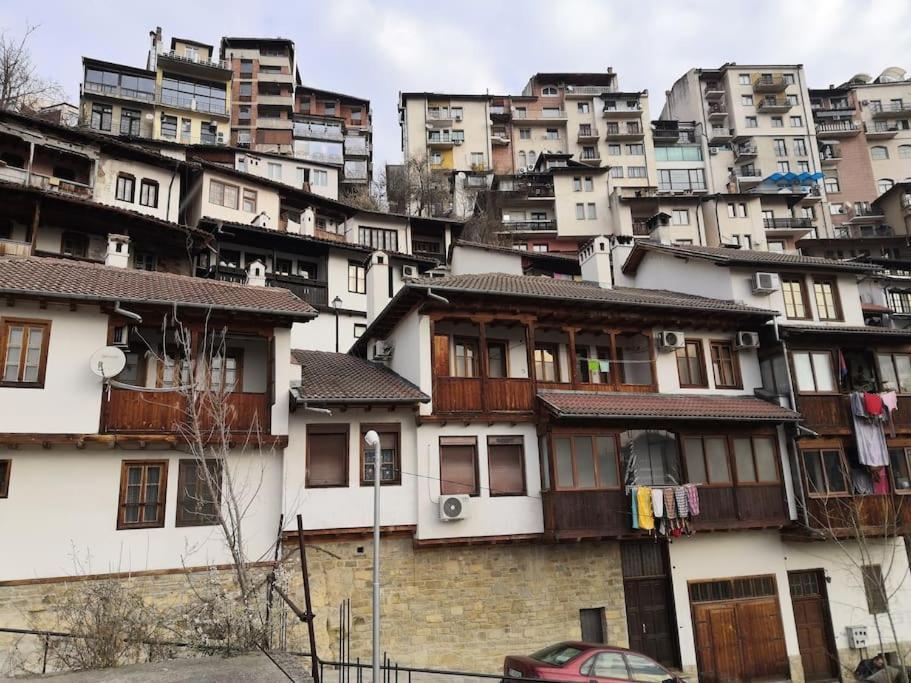 Unique Studio- Great Balcony And View! Parking Possibility! فيليكو ترنوفو المظهر الخارجي الصورة