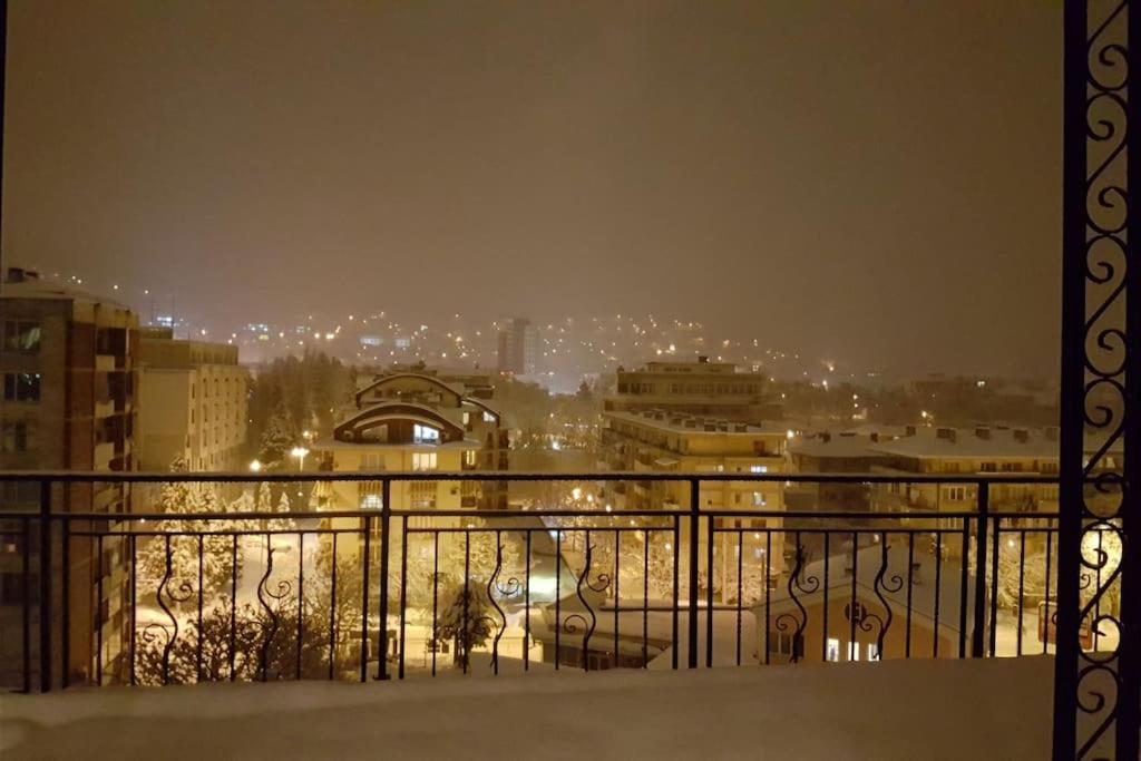 Unique Studio- Great Balcony And View! Parking Possibility! فيليكو ترنوفو المظهر الخارجي الصورة