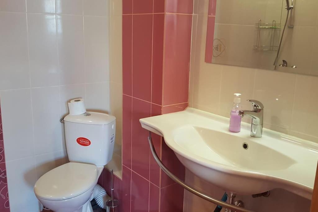 Unique Studio- Great Balcony And View! Parking Possibility! فيليكو ترنوفو المظهر الخارجي الصورة